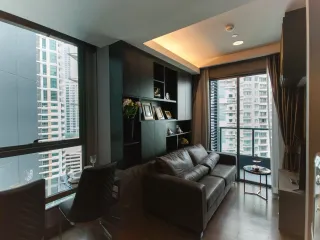 For rent 1 bed condo in Khlong Toei, Bangkok
