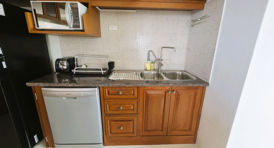 For rent 2 bedrooms condo in Mueang Phuket, Phuket