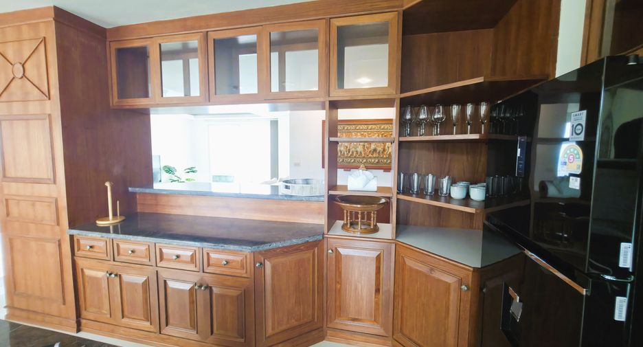 For rent 2 bedrooms condo in Mueang Phuket, Phuket