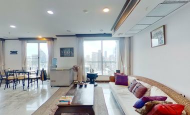 For rent 3 bedrooms condo in Sathon, Bangkok