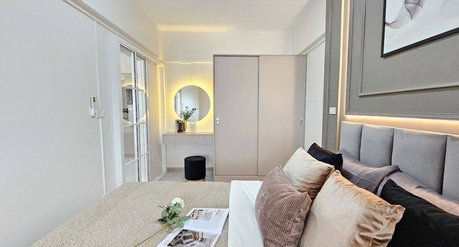 For sale 1 bed apartment in Lat Phrao, Bangkok