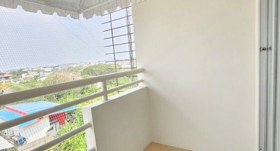For sale 1 bed apartment in Lat Phrao, Bangkok