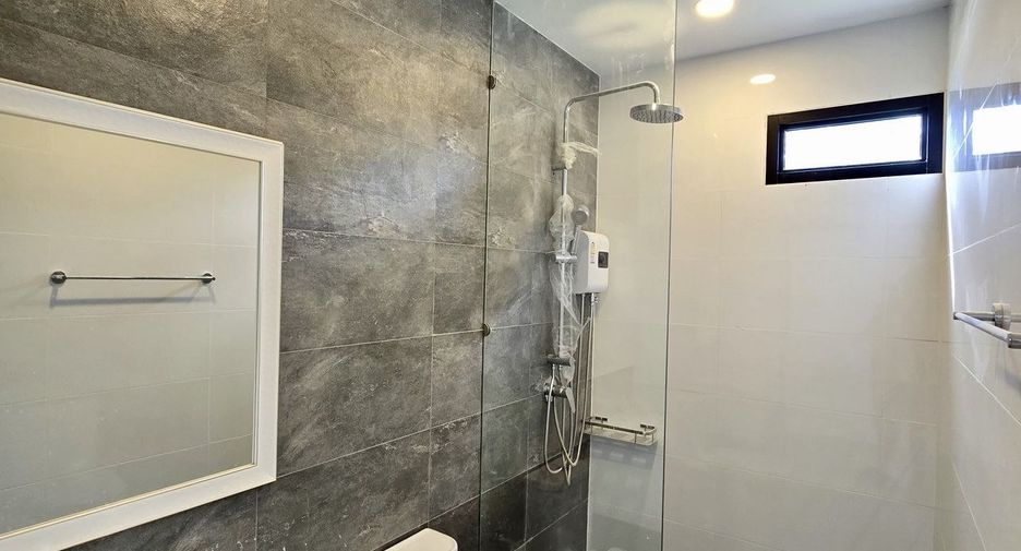 For sale 3 ベッドルーム villa in Thalang, Phuket