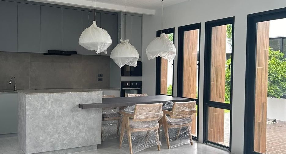 For sale 3 ベッドルーム villa in Thalang, Phuket