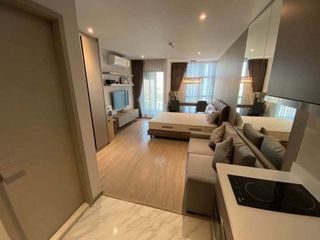 À vendre et à louer studio condo à Watthana, Bangkok