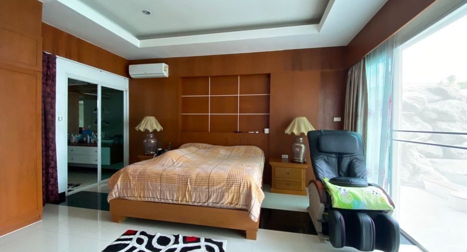 For sale 3 bedrooms house in Bang Lamung, Chonburi