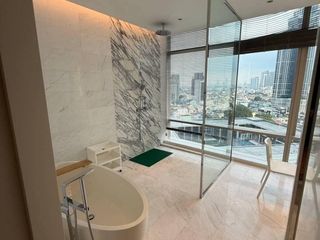 For rent 3 bedrooms condo in Bang Kho Laem, Bangkok