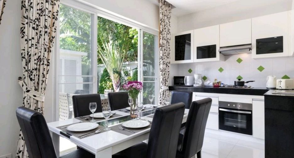 For sale 3 bedrooms villa in Mueang Phuket, Phuket