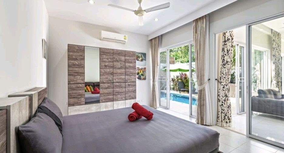 For sale 3 bedrooms villa in Mueang Phuket, Phuket