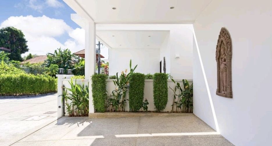 For sale 3 bedrooms villa in Mueang Phuket, Phuket