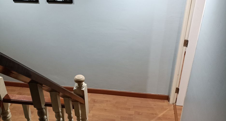 For sale 6 bedrooms townhouse in Bang Khae, Bangkok