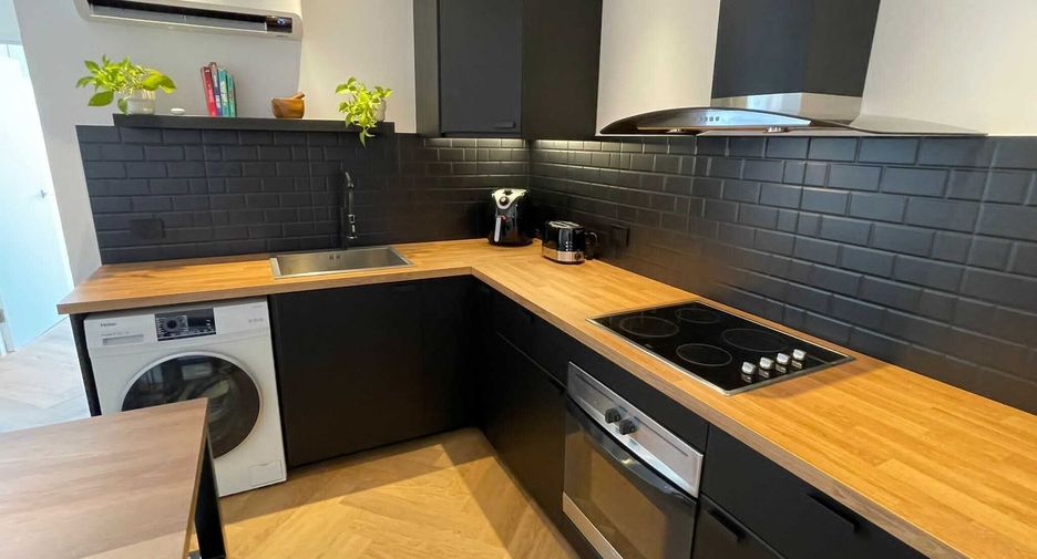 For rent 1 bed condo in Watthana, Bangkok