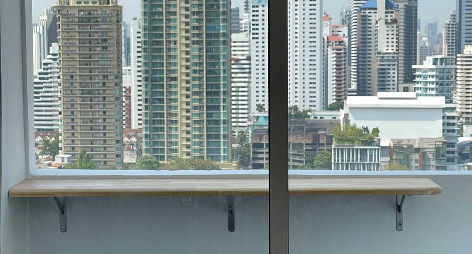 For rent 1 bed condo in Watthana, Bangkok