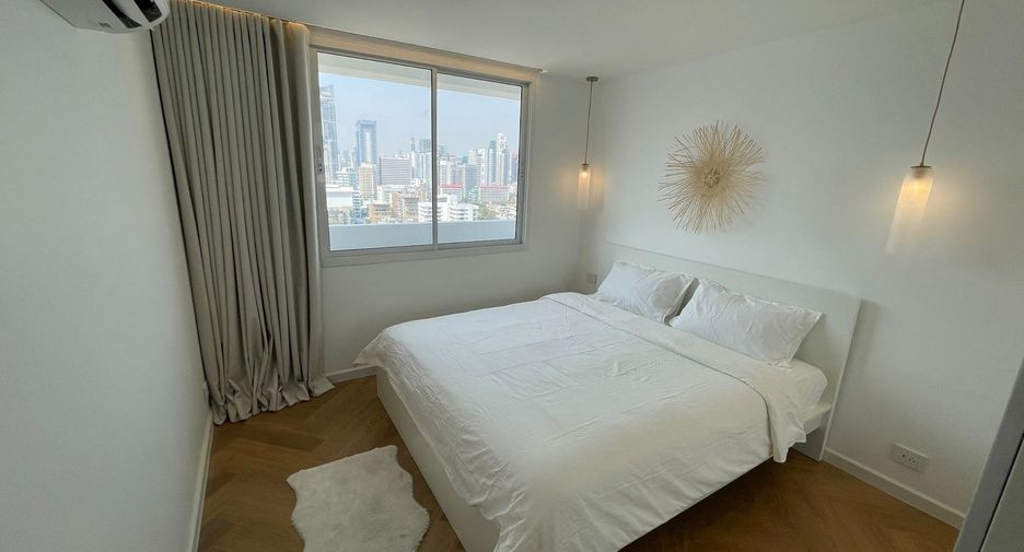 For rent 1 bed condo in Watthana, Bangkok