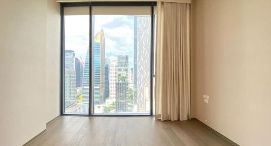For rent 2 bedrooms condo in Pathum Wan, Bangkok