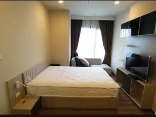 Wohnung zur Miete mit 1 Zimmer in Phaya Thai, Bangkok