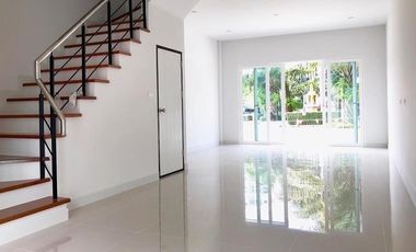 For sale 3 bedrooms townhouse in Mueang Phuket, Phuket