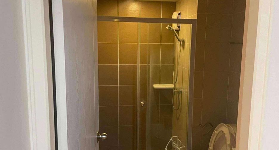 For rent 2 bedrooms condo in Mueang Samut Prakan, Samut Prakan
