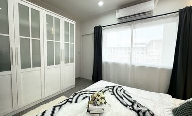 For sale 1 bed condo in Wang Thonglang, Bangkok
