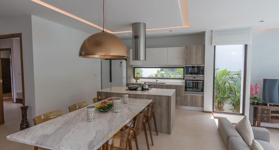 For rent 3 bedrooms villa in Mueang Phuket, Phuket