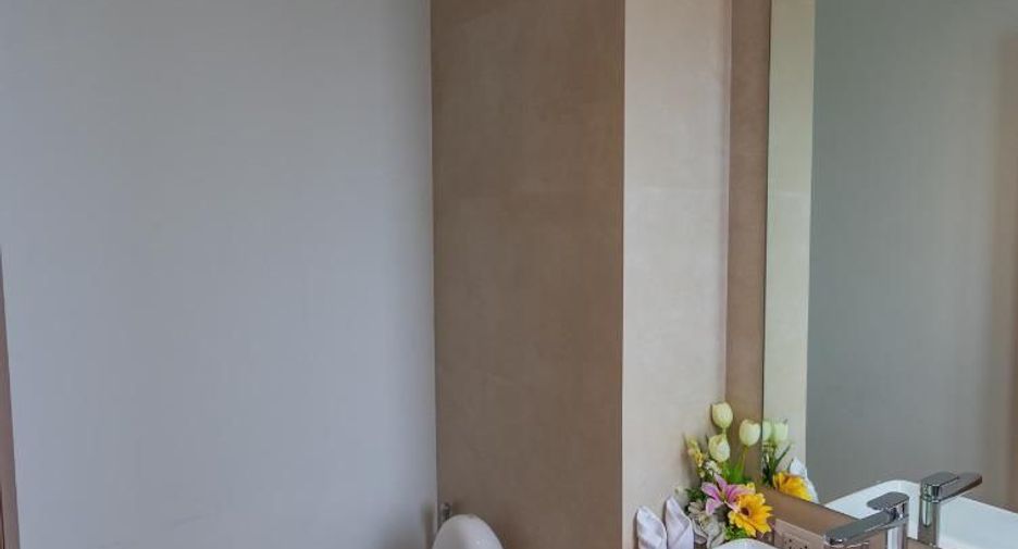 For rent 3 bedrooms villa in Mueang Phuket, Phuket