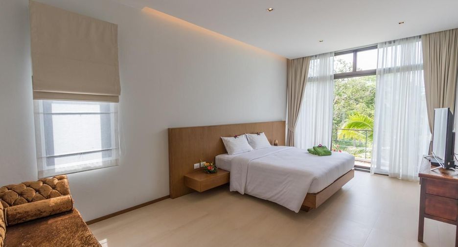 For rent 3 bedrooms villa in Mueang Phuket, Phuket