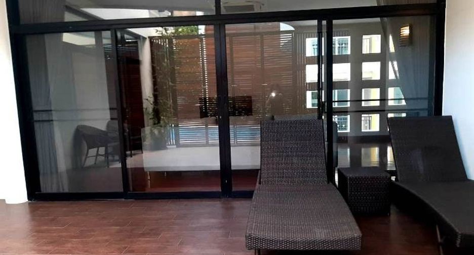 For rent 3 bedrooms house in Khlong Toei, Bangkok