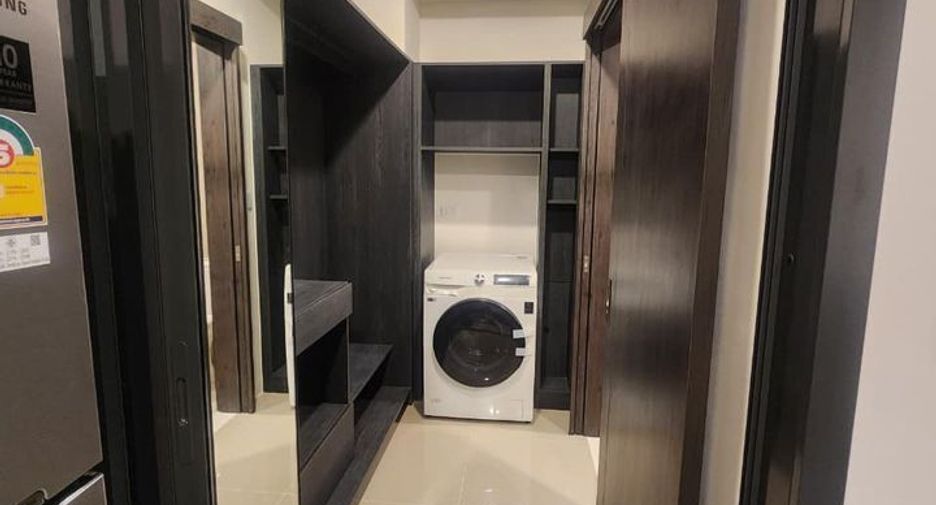 For rent 1 bed condo in Huai Khwang, Bangkok