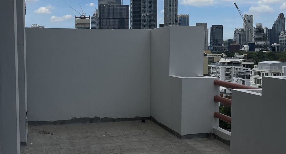 For sale 4 bedrooms condo in Pathum Wan, Bangkok