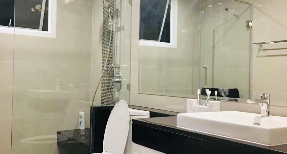 For sale 2 bedrooms condo in Ratchathewi, Bangkok