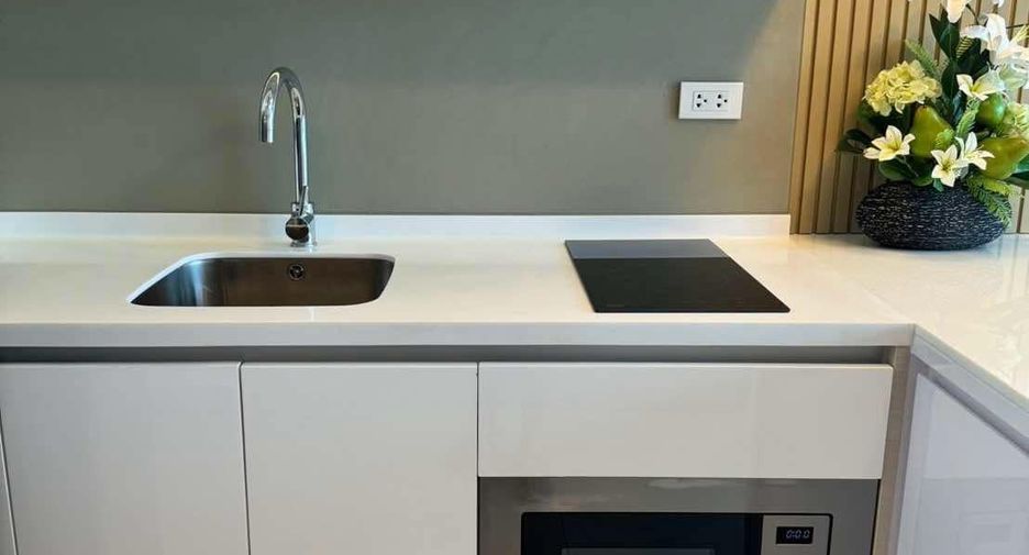 For sale 1 bed condo in Bang Lamung, Chonburi