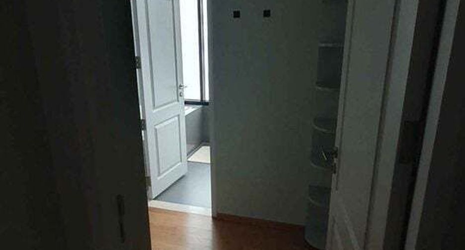 For sale and for rent 2 bedrooms condo in Sathon, Bangkok