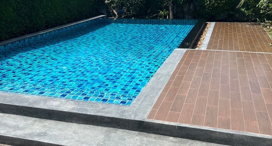 For sale 4 ベッドルーム villa in Bang Lamung, Chonburi