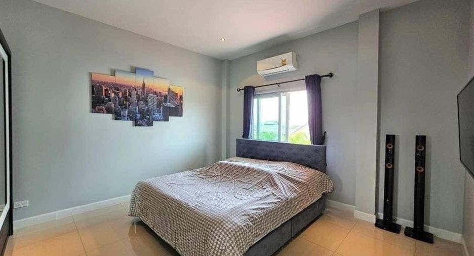 For sale 4 ベッドルーム villa in Bang Lamung, Chonburi