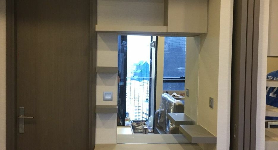 For rent 1 bed condo in Bang Rak, Bangkok