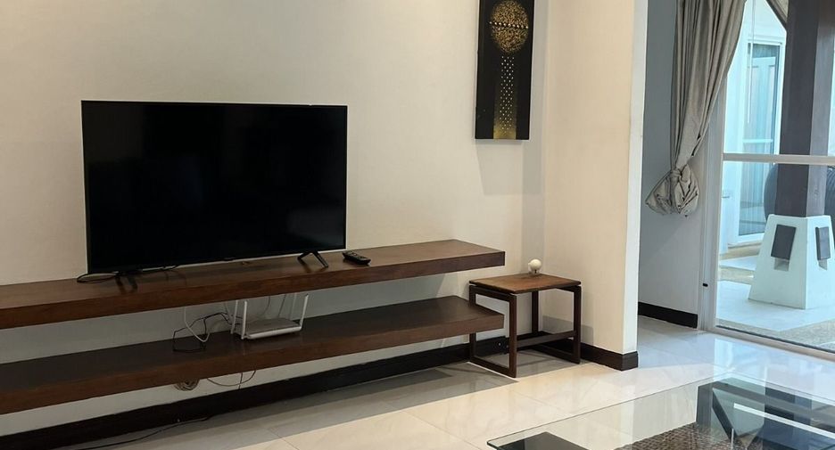 For sale 3 bedrooms villa in Mueang Phuket, Phuket