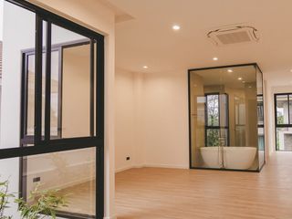For sale 3 ベッドルーム house in Phra Khanong, Bangkok