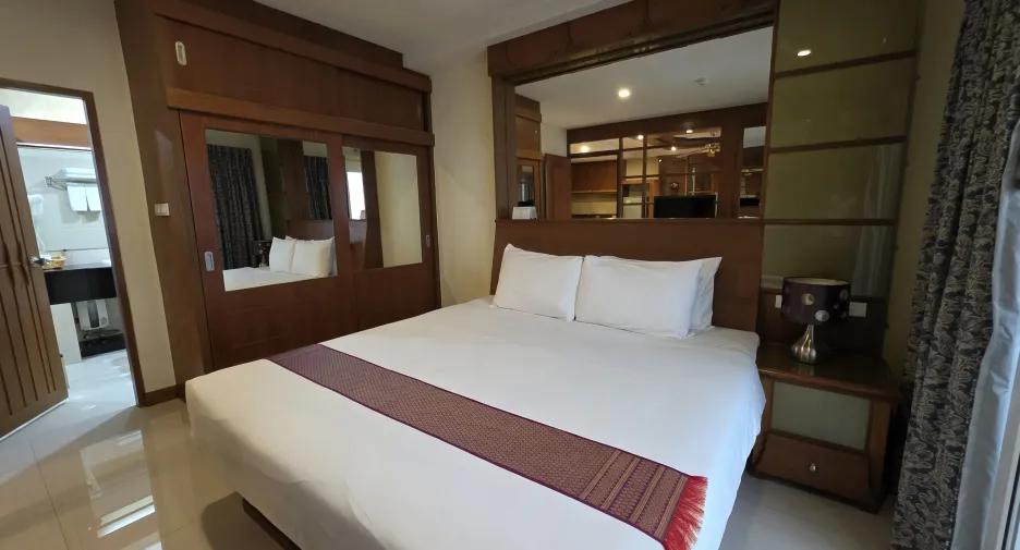 For sale 1 bed condo in Bang Lamung, Chonburi