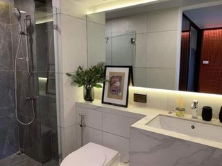 Аренда 2 спальни кондо в Банг Капи, Бангкок