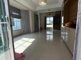 For sale 3 bedrooms house in Bang Bo, Samut Prakan