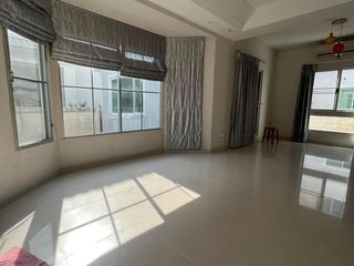 For sale 3 bedrooms house in Bang Bo, Samut Prakan