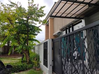 For sale and for rent 4 bedrooms house in Khan Na Yao, Bangkok
