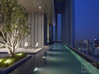 For rent 3 bedrooms condo in Sathon, Bangkok