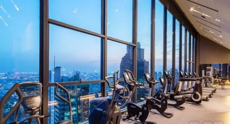 For rent 3 ベッドルーム condo in Sathon, Bangkok