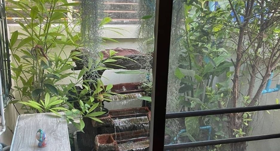 À vendre 3 chambres maison à Si Racha, Chonburi