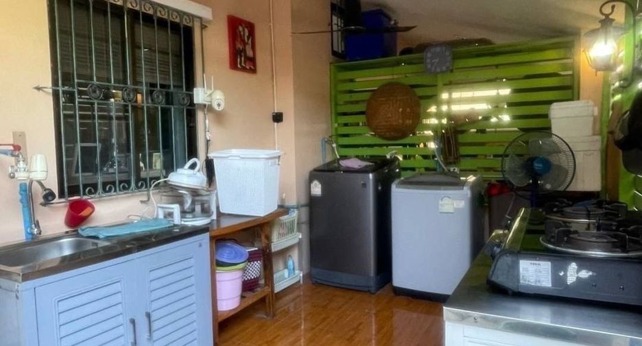 À vendre 3 chambres maison à Si Racha, Chonburi