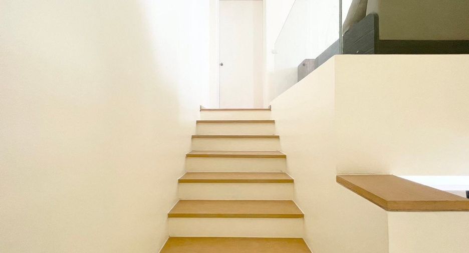 Wohnung zur Miete mit 2 Zimmer in Watthana, Bangkok