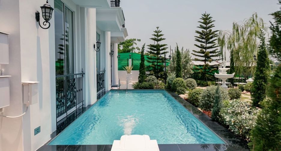 For sale 6 bedrooms hotel in Bang Bon, Bangkok
