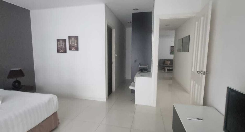 For rent 3 bedrooms condo in Kathu, Phuket