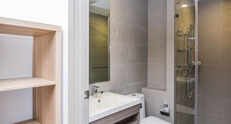 For sale 1 bed condo in Bang Na, Bangkok